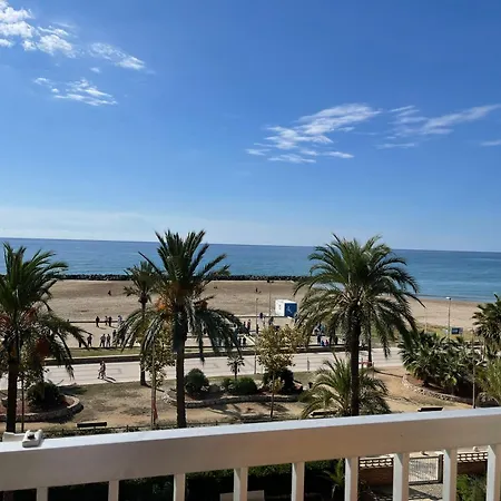 Primera Linea De Playa Con Preciosas Vistas Al Mar 아파트 *