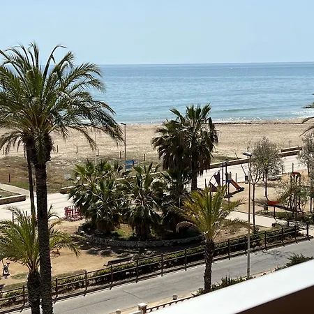 Primera Linea De Playa Con Preciosas Vistas Al Mar Apartament Cunit